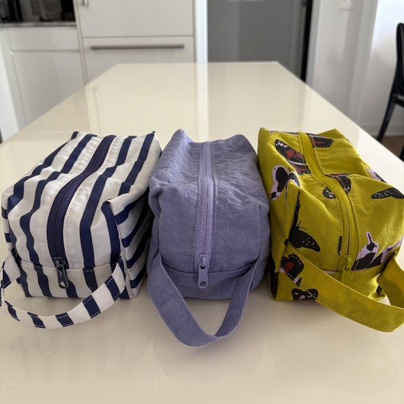3 X BAGGU Dopp Kit ~ Iris ~ Marine ~ Butterfly - Picture 6 of 11